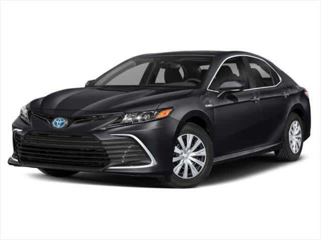 Used 2024 Toyota Camry Hybrid XLE Sedan