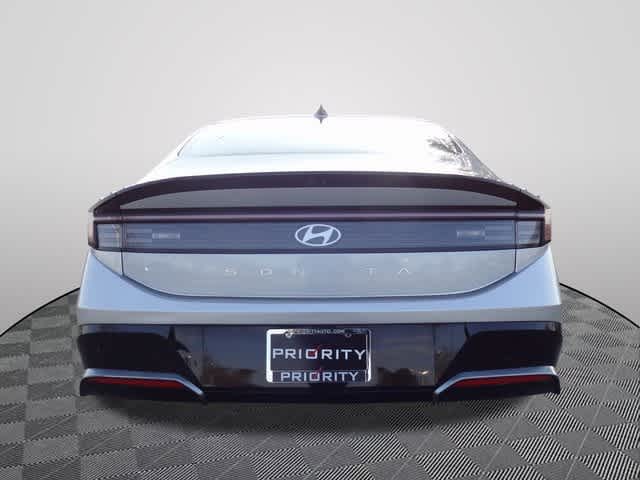 Thumbnail: 2024 Hyundai Sonata - 4