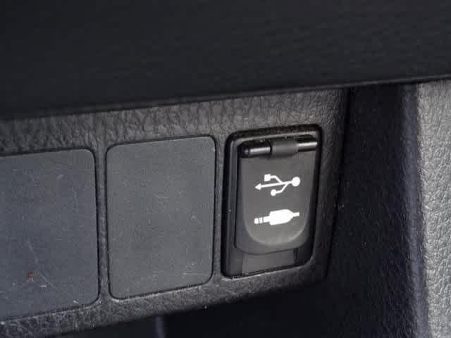 Thumbnail: 2016 Toyota Corolla - 10