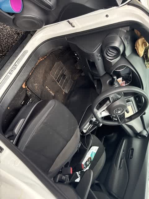 Thumbnail: 2019 Nissan Kicks - 4