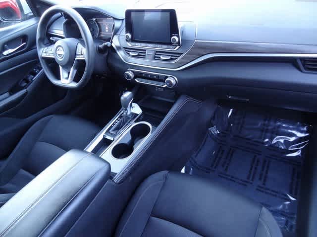 Thumbnail: 2023 Nissan Altima - 24