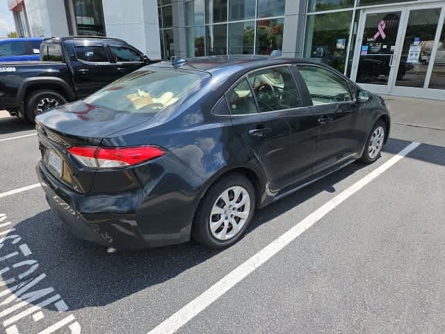 2022 Toyota Corolla LE 5