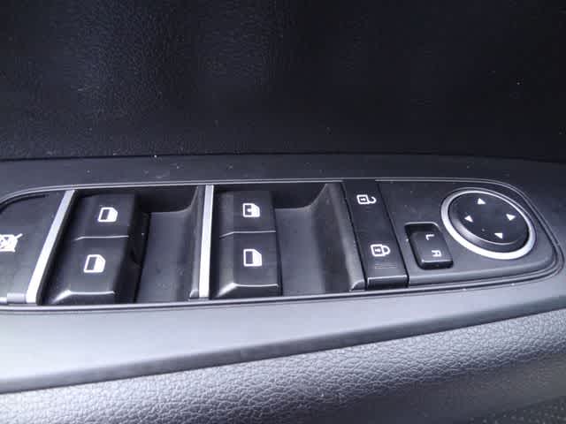 Thumbnail: 2024 Kia Forte - 7