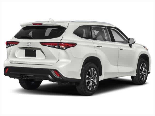 Thumbnail: 2021 Toyota Highlander - 2