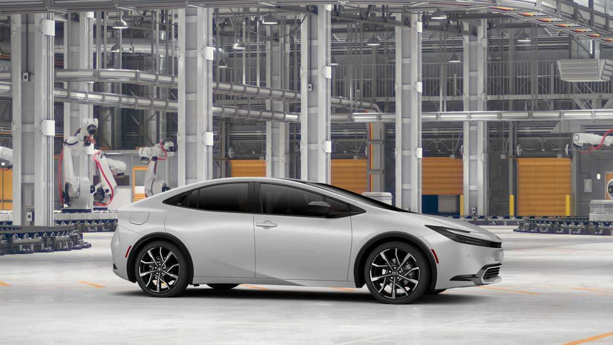 Thumbnail: 2026 Toyota Prius - 13