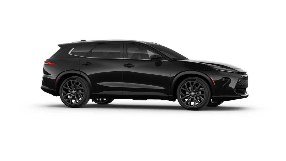 Thumbnail: 2025 Toyota Crown Signia - 13