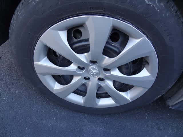 Thumbnail: 2024 Toyota Corolla - 10