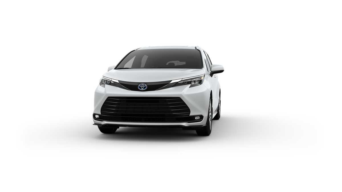 Thumbnail: 2025 Toyota Sienna - 18