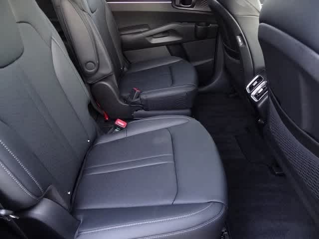 2024 Kia Sorento EX 17