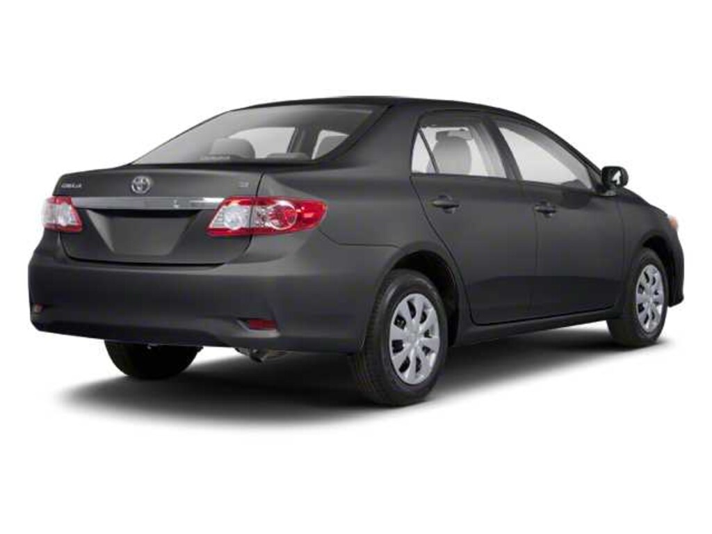 Used 2013 Toyota Corolla LE Sedan