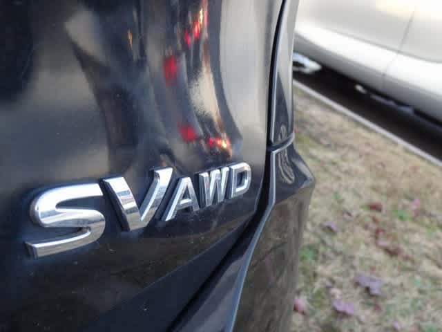 Thumbnail: 2018 Nissan Rogue - 13