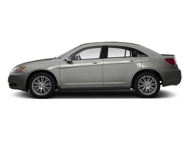 Thumbnail: 2013 Chrysler 200 - 3