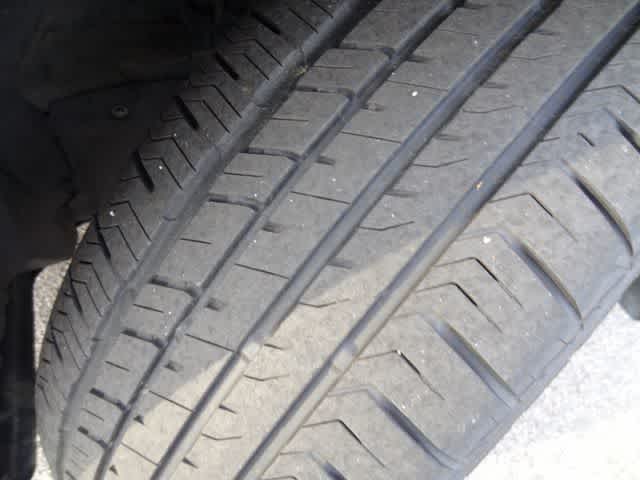 Thumbnail: 2021 Toyota RAV4 - 38