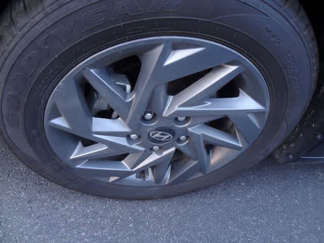 Thumbnail: 2024 Hyundai Elantra - 12