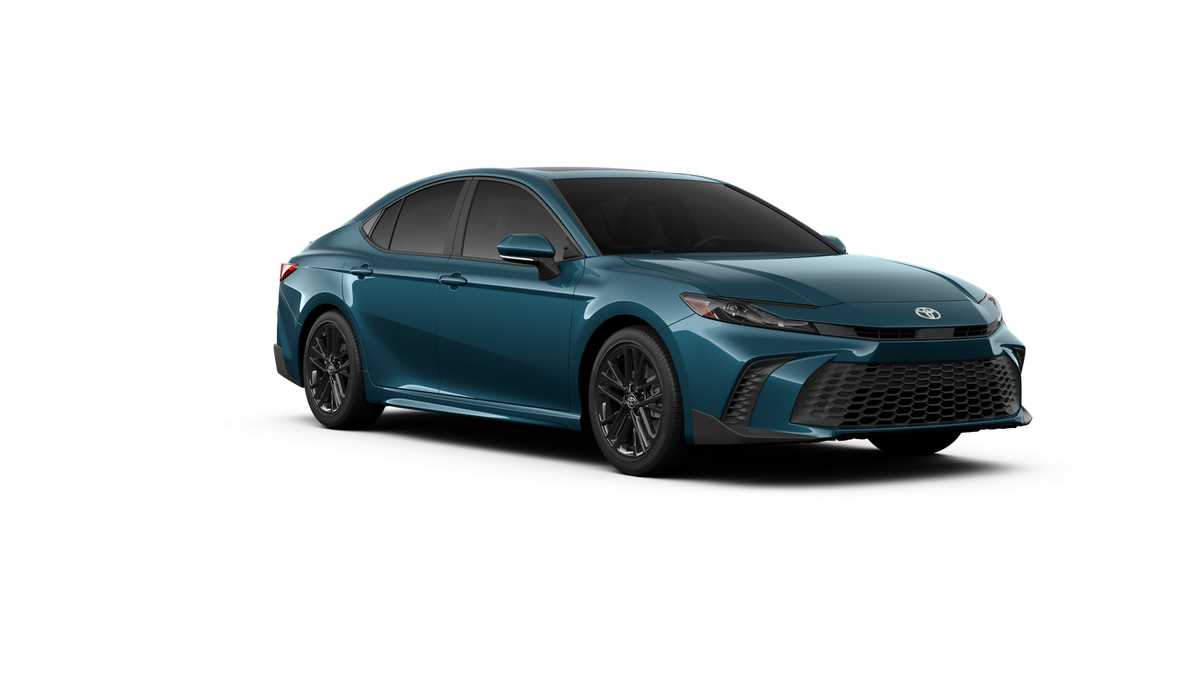 Thumbnail: 2025 Toyota Camry - 15