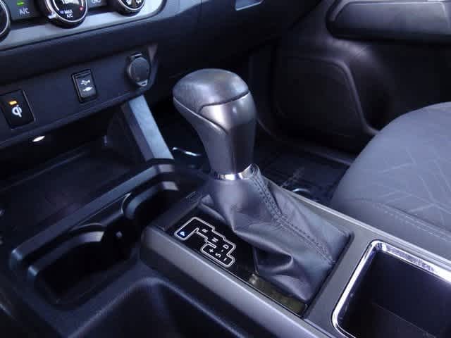 Thumbnail: 2017 Toyota Tacoma - 30