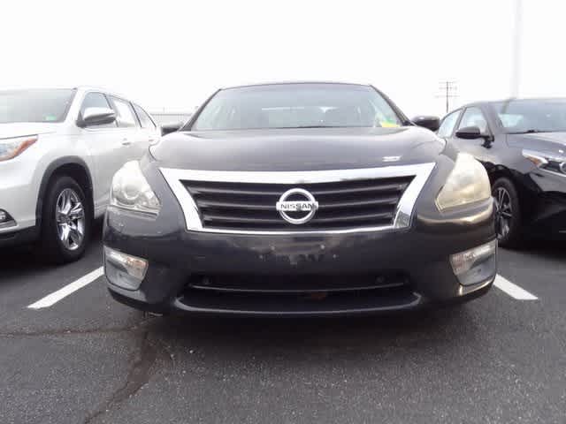 Thumbnail: 2013 Nissan Altima - 2