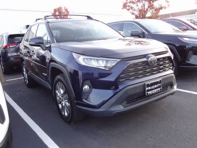 Thumbnail: 2020 Toyota RAV4 - 3