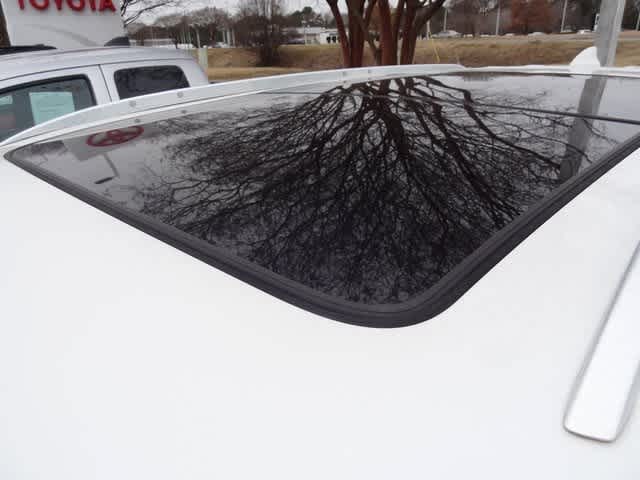 Thumbnail: 2020 Cadillac XT5 - 17