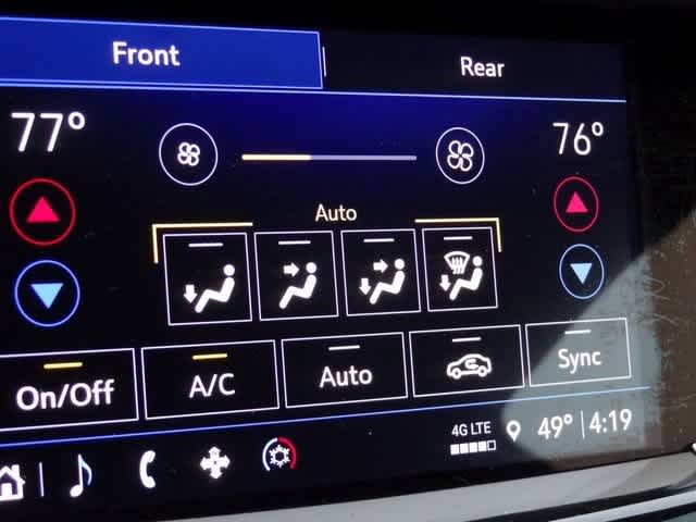 Thumbnail: 2021 Cadillac XT6 - 32