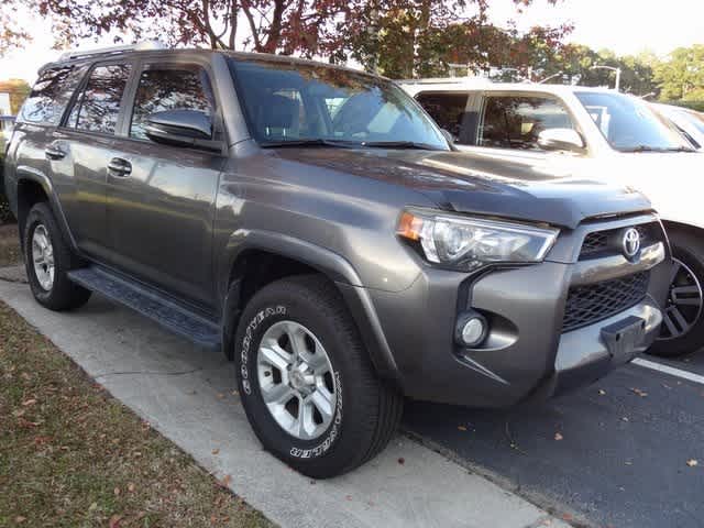 Thumbnail: 2017 Toyota 4Runner - 3