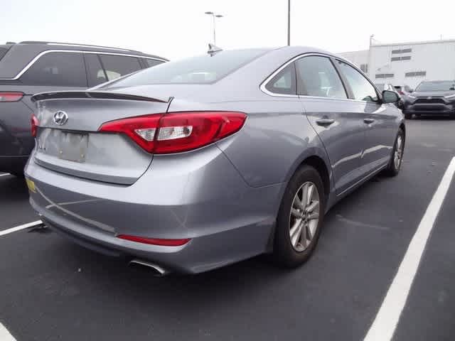 Thumbnail: 2015 Hyundai Sonata - 4