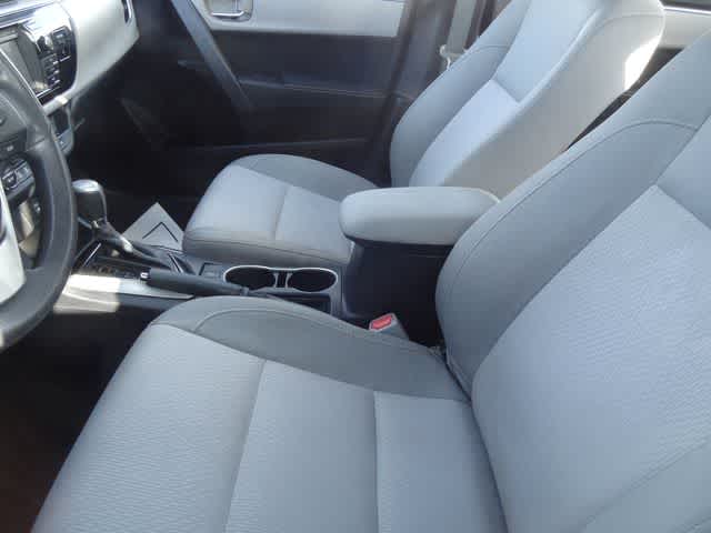 Thumbnail: 2014 Toyota Corolla - 9