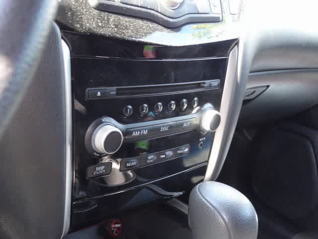 Thumbnail: 2013 Nissan Pathfinder - 8