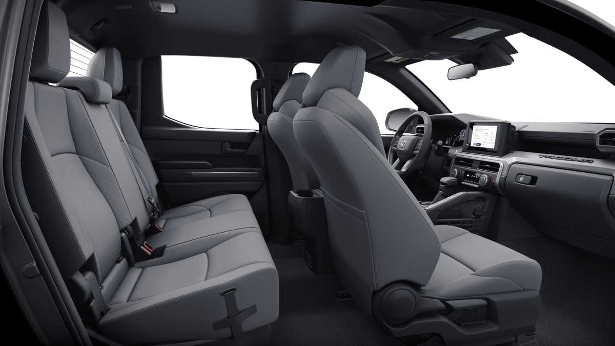 2025 Toyota Tacoma SR5 18