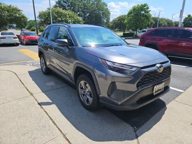 Thumbnail: 2022 Toyota RAV4 - 4