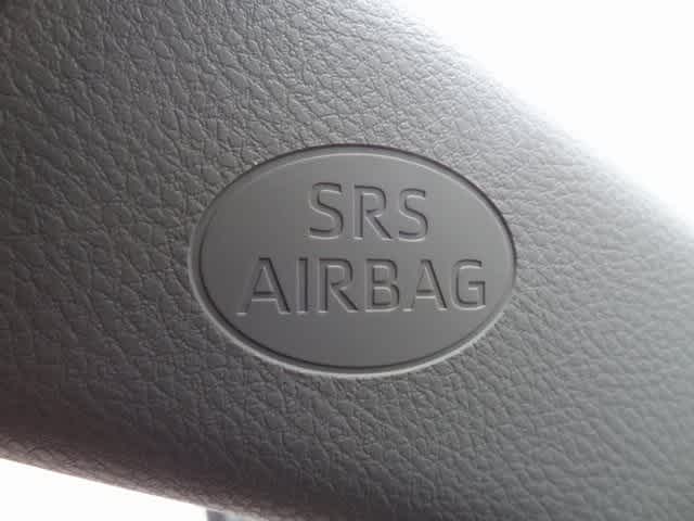 Thumbnail: 2021 Toyota Camry - 28