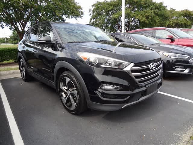 Thumbnail: 2016 Hyundai Tucson - 3