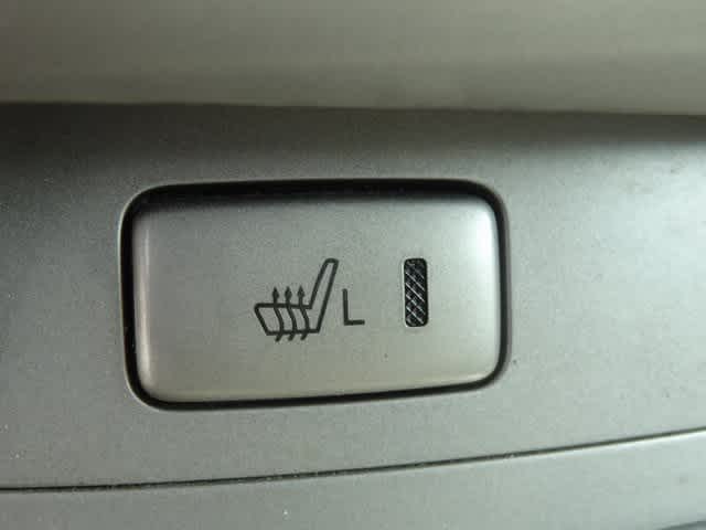 2008 Toyota Camry Solara SLE 15