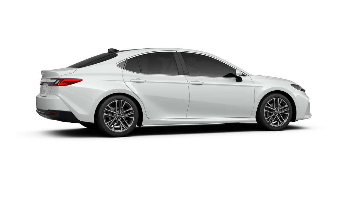2025 Toyota Camry XLE 10