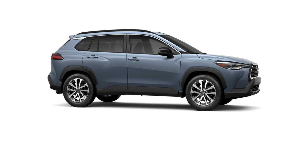 Thumbnail: 2025 Toyota Corolla Cross - 13