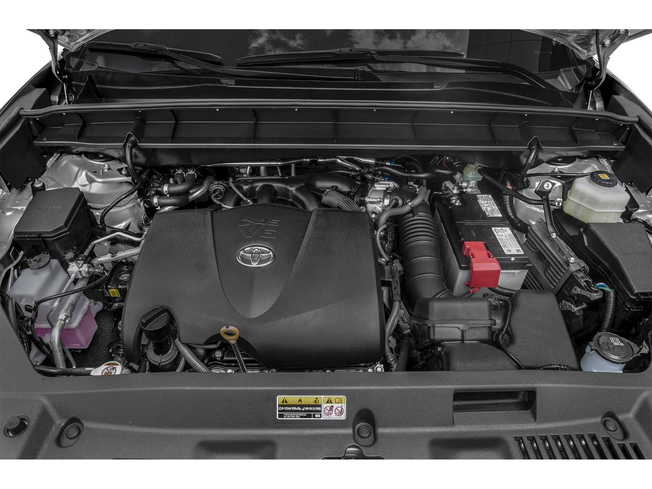 Thumbnail: 2022 Toyota Highlander - 8