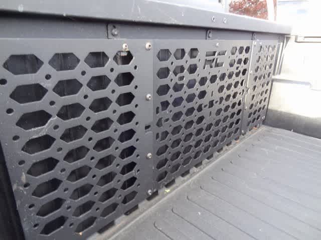 Thumbnail: 2022 Toyota Tacoma - 18