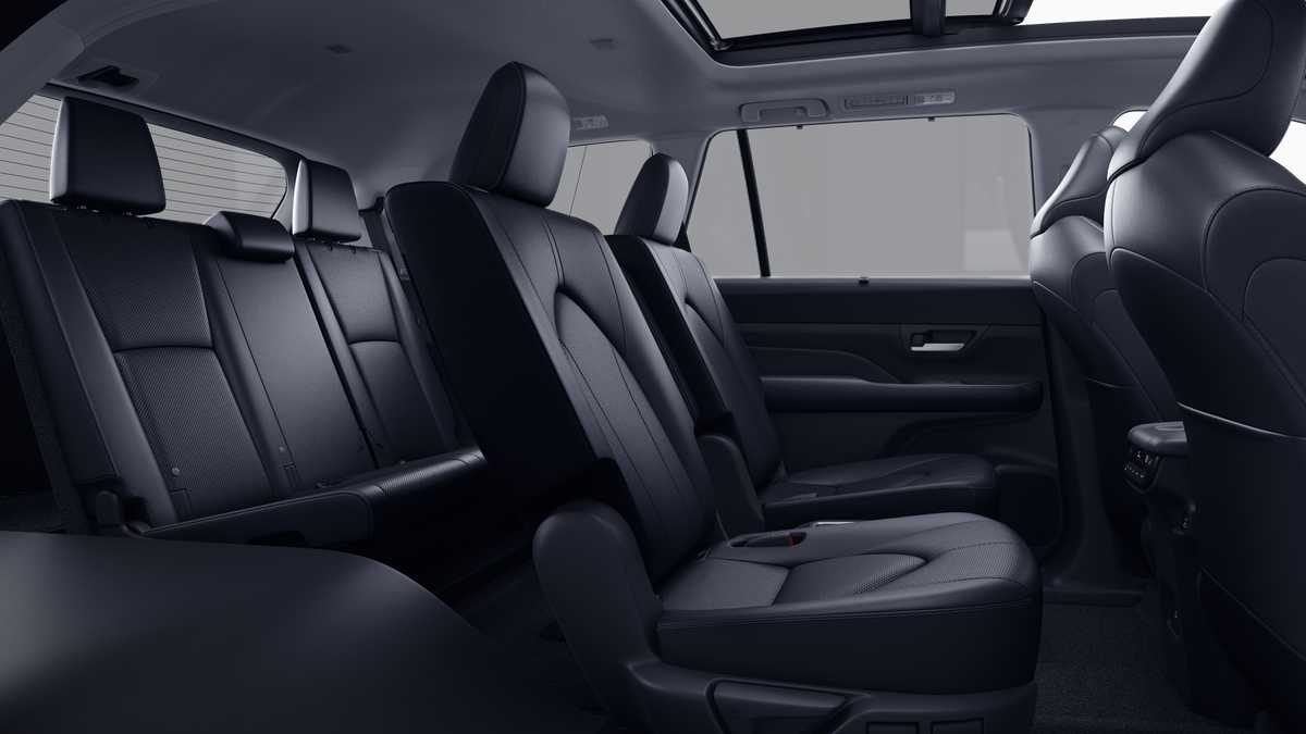 Thumbnail: 2025 Toyota Grand Highlander - 21