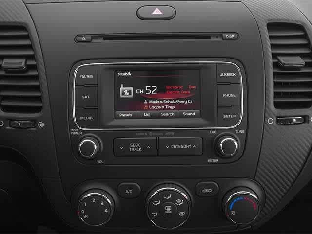 Thumbnail: 2014 Kia Forte - 9
