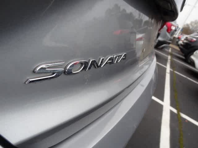 Thumbnail: 2015 Hyundai Sonata - 17