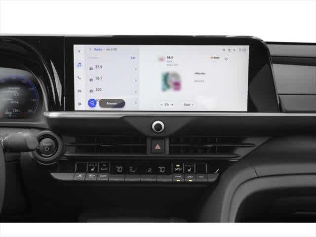 Thumbnail: 2023 Toyota Crown - 7