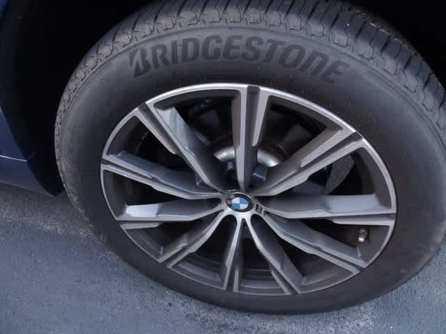 Thumbnail: 2021 BMW X5 - 12