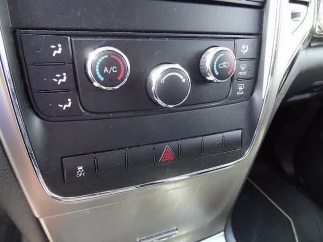 Thumbnail: 2012 Jeep Grand Cherokee - 11