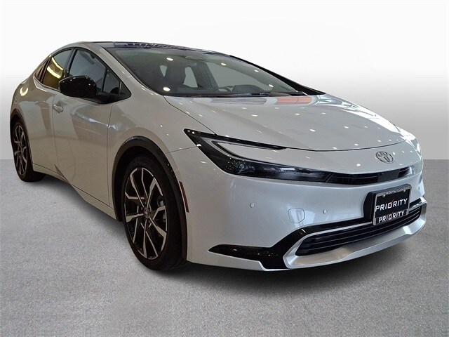 Thumbnail: 2026 Toyota Prius - 3