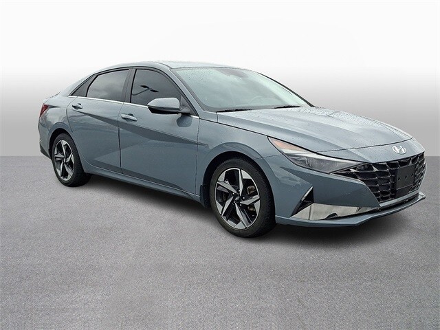 Thumbnail: 2023 Hyundai Elantra - 3