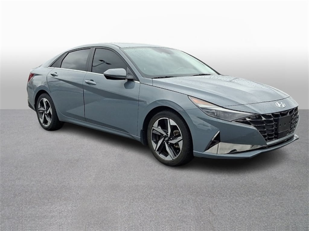 Used 2023 Hyundai Elantra Limited Sedan