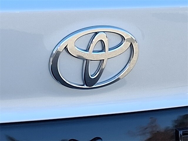 Thumbnail: 2025 Toyota Camry - 33