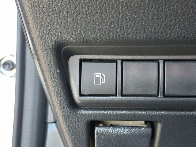 Thumbnail: 2023 Toyota Prius - 29