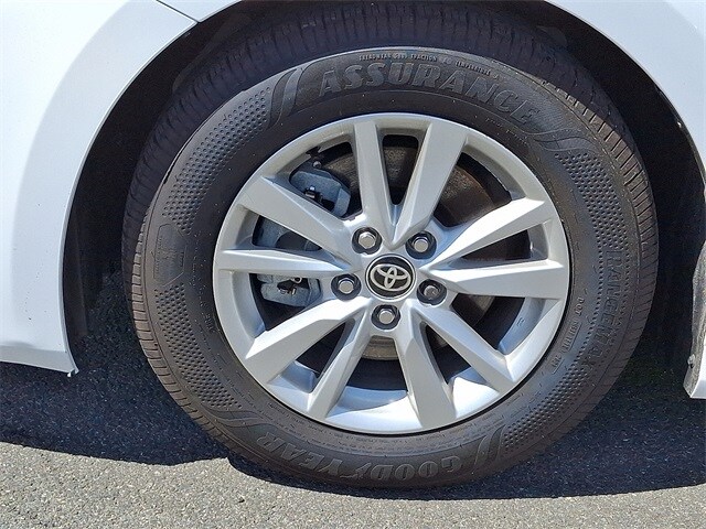 Thumbnail: 2025 Toyota Camry - 8