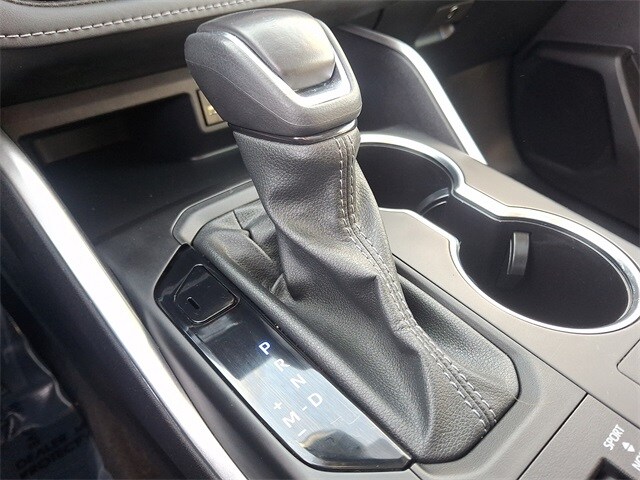 Thumbnail: 2024 Toyota Highlander - 15